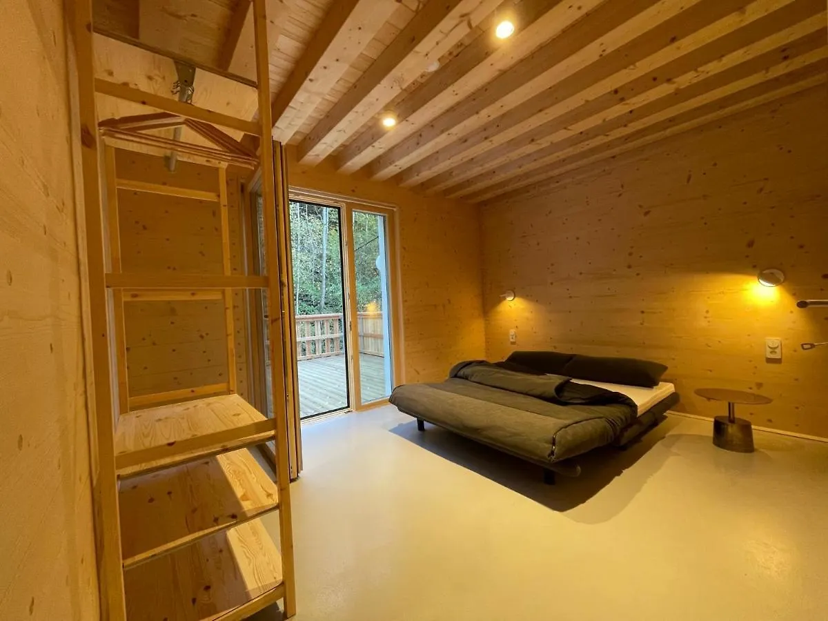 Mondholz - Urban Inn 24-7 Innsbruck Apartment
