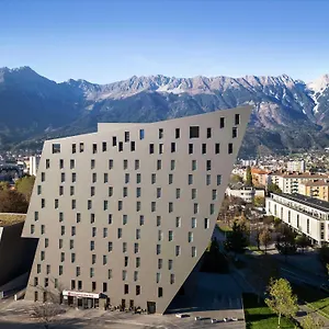 Szálloda Hilton Garden Tivoli, Innsbruck